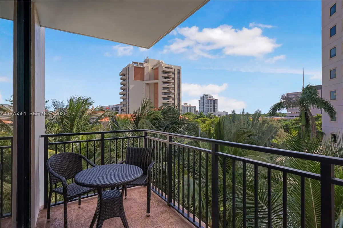 888 S Douglas Rd # 404, Coral Gables FL 33134