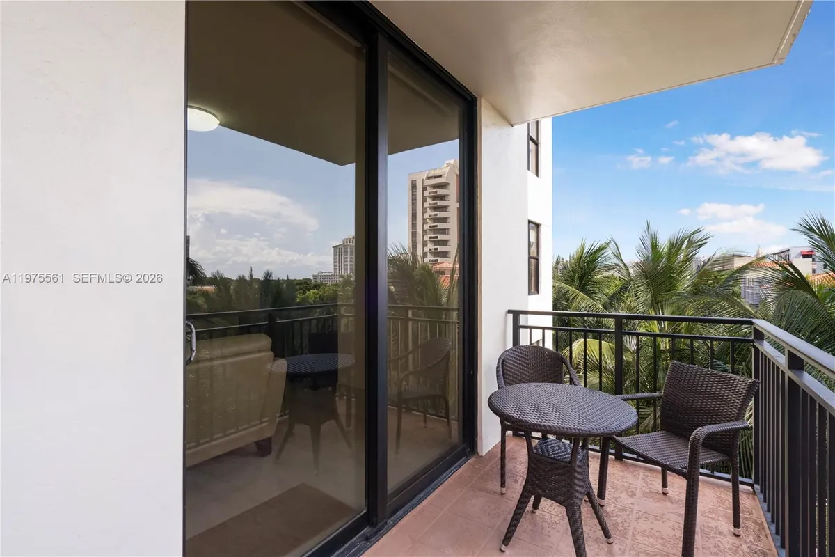 888 S Douglas Rd # 404, Coral Gables FL 33134