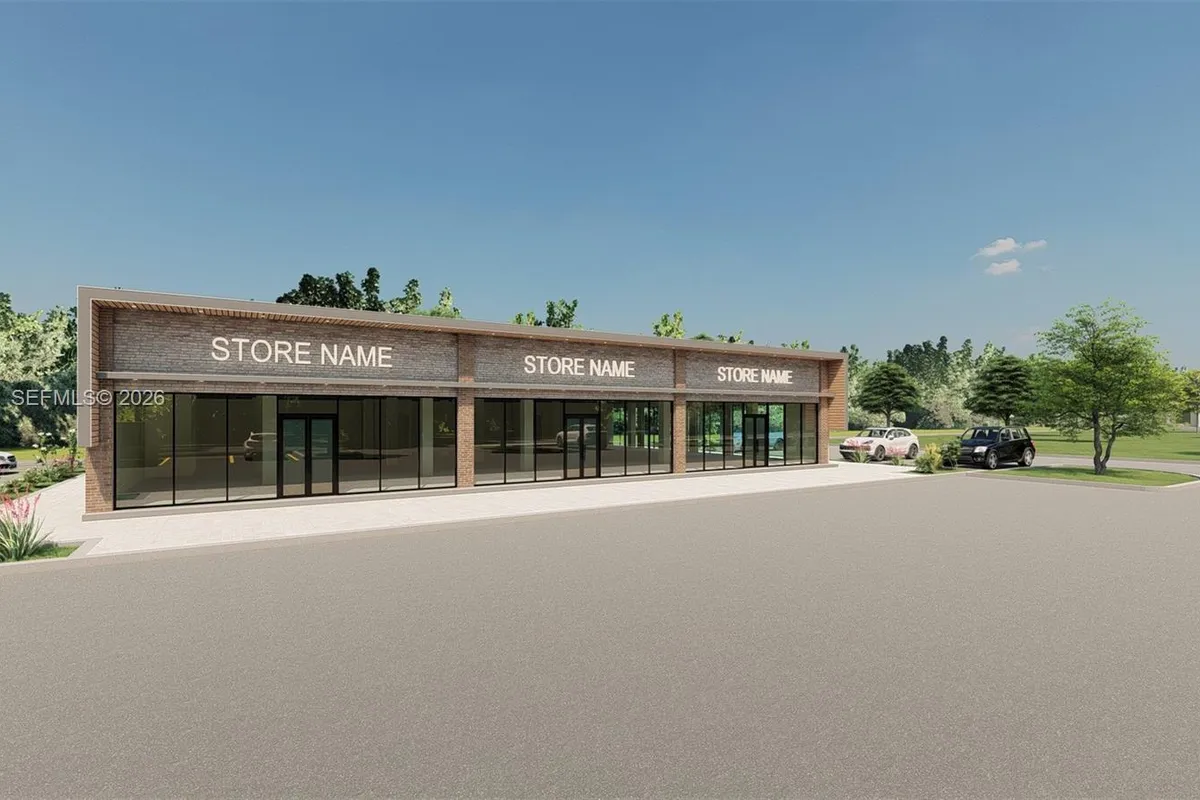 615 W Cowboy Way, La Belle FL 33935