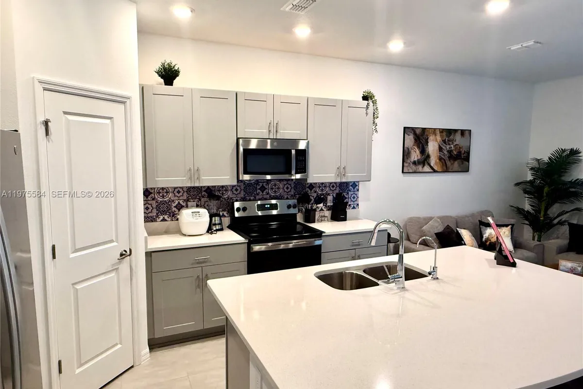 1317 Anchor Bend Way, Kissimmee FL 34746