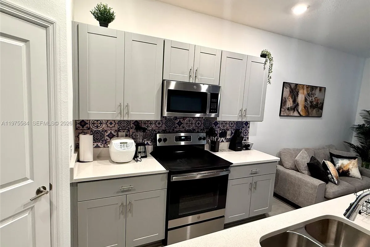 1317 Anchor Bend Way, Kissimmee FL 34746