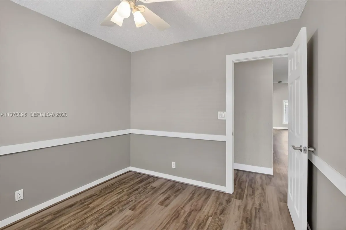 11120 NW 26th Pl, Sunrise FL 33322