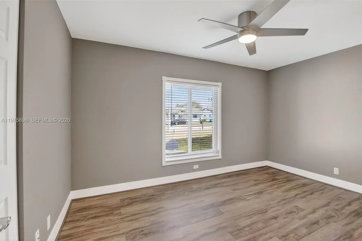 11120 NW 26th Pl, Sunrise FL 33322