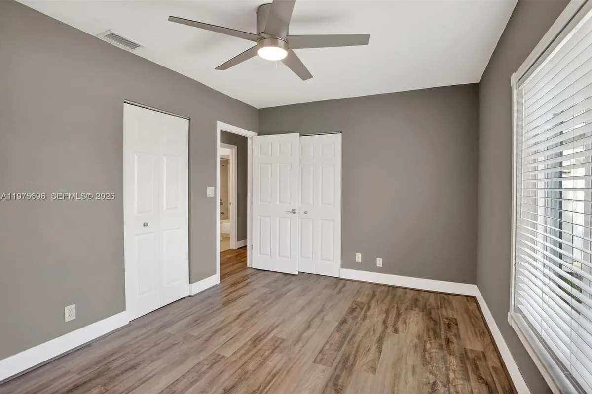 11120 NW 26th Pl, Sunrise FL 33322