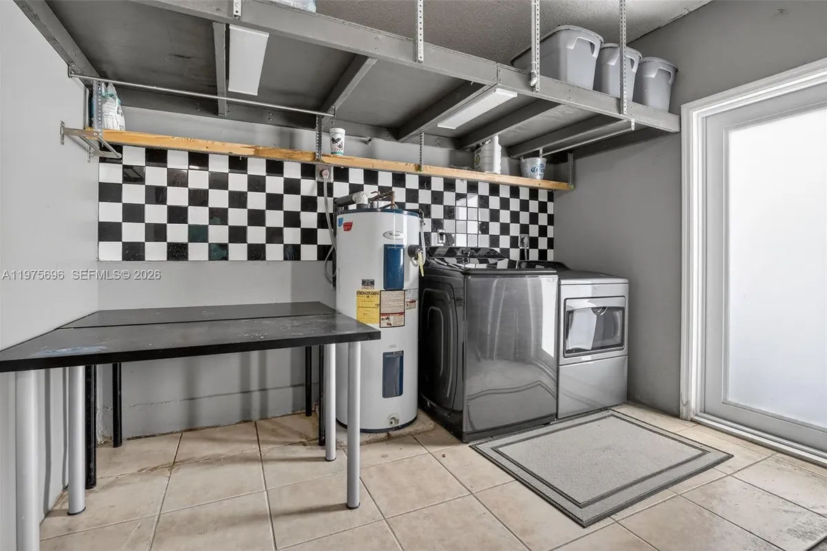 11120 NW 26th Pl, Sunrise FL 33322