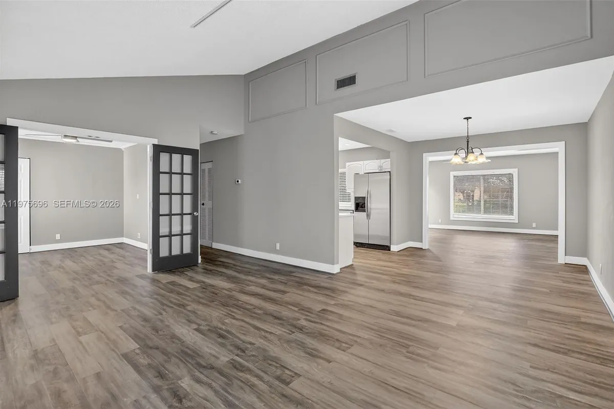 11120 NW 26th Pl, Sunrise FL 33322