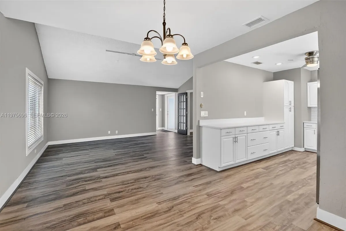 11120 NW 26th Pl, Sunrise FL 33322