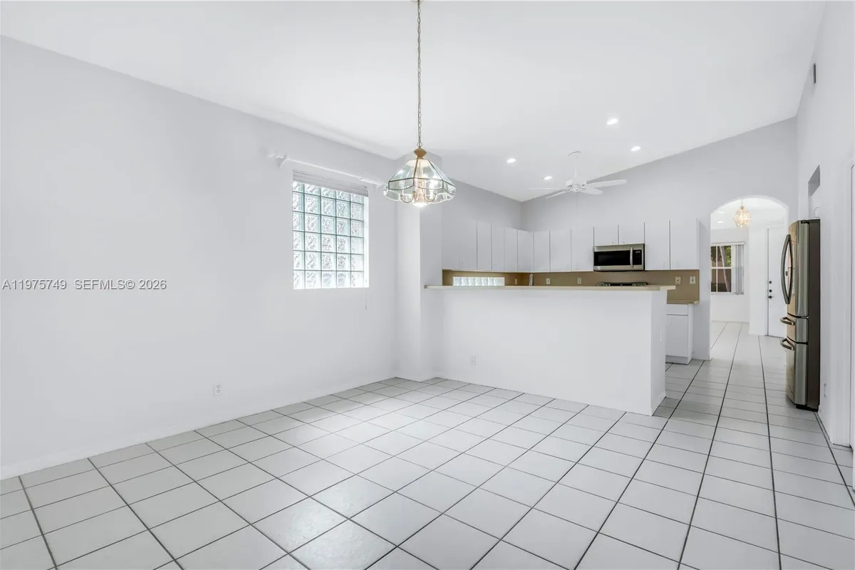 12109 NW 52nd Ct, Coral Springs FL 33076