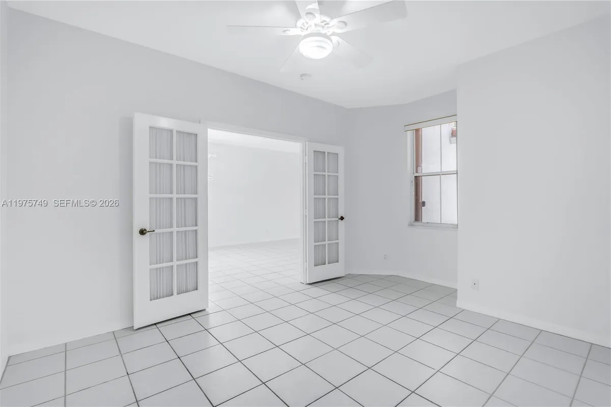 12109 NW 52nd Ct, Coral Springs FL 33076