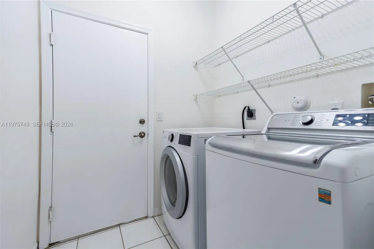 12109 NW 52nd Ct, Coral Springs FL 33076