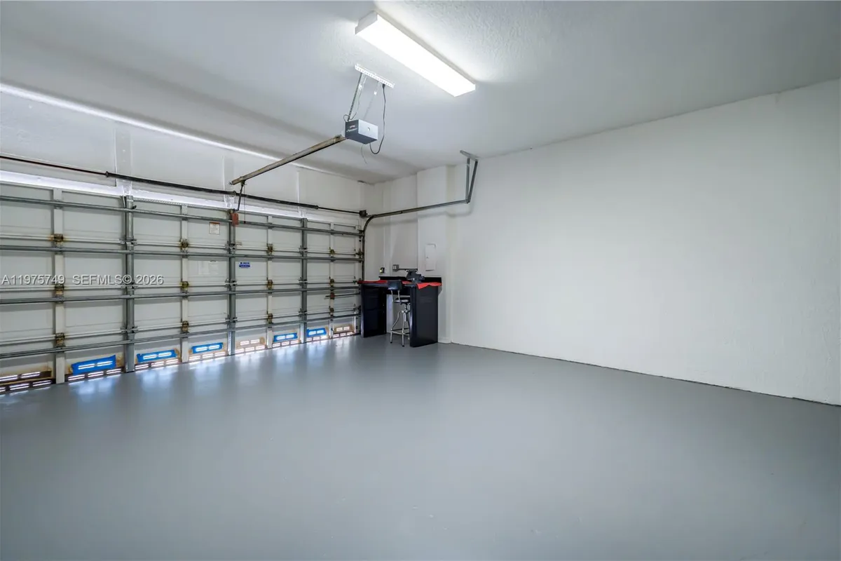 12109 NW 52nd Ct, Coral Springs FL 33076