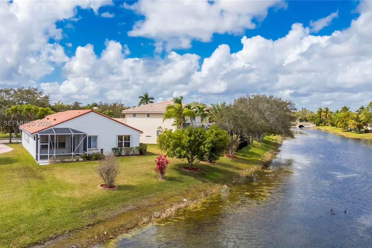 12109 NW 52nd Ct, Coral Springs FL 33076