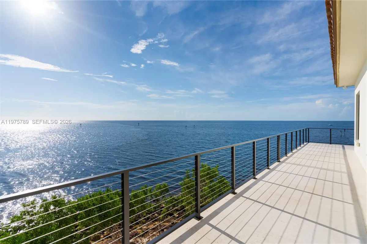 650 Lugo Ave, Coral Gables FL 33156