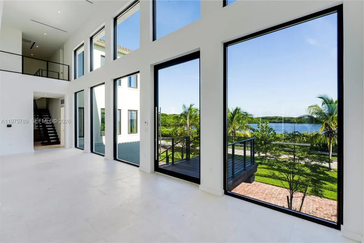 650 Lugo Ave, Coral Gables FL 33156