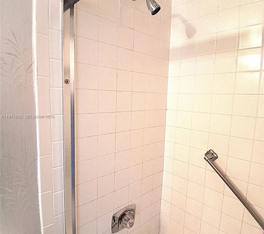 2635 NW 104th Ave # 310, Sunrise FL 33322