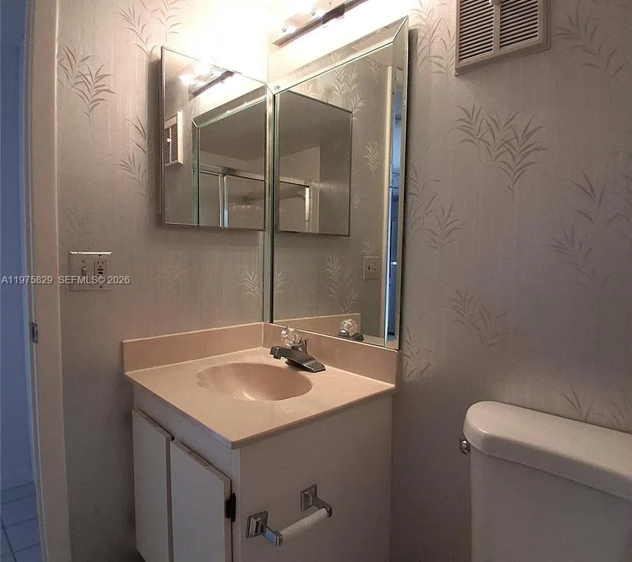 2635 NW 104th Ave # 310, Sunrise FL 33322