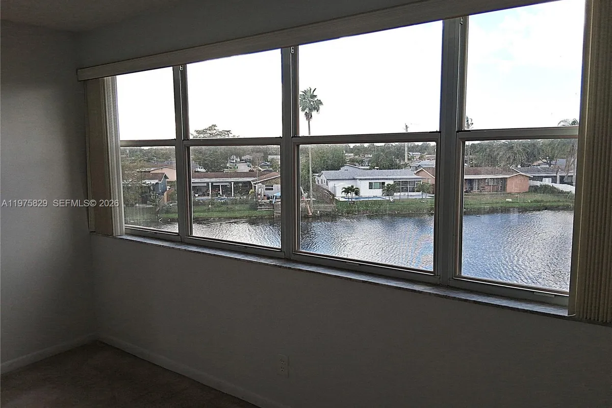 2635 NW 104th Ave # 310, Sunrise FL 33322