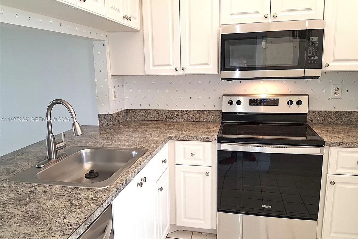 2635 NW 104th Ave # 310, Sunrise FL 33322