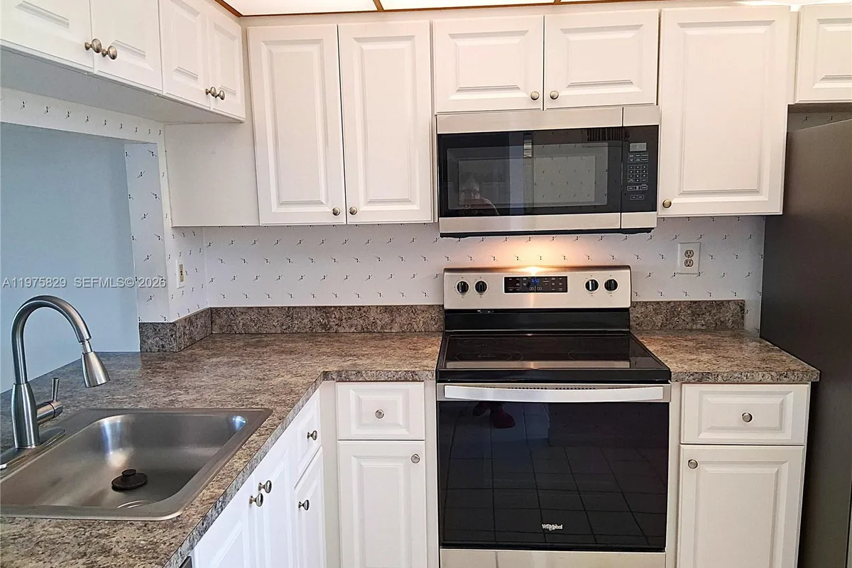 2635 NW 104th Ave # 310, Sunrise FL 33322