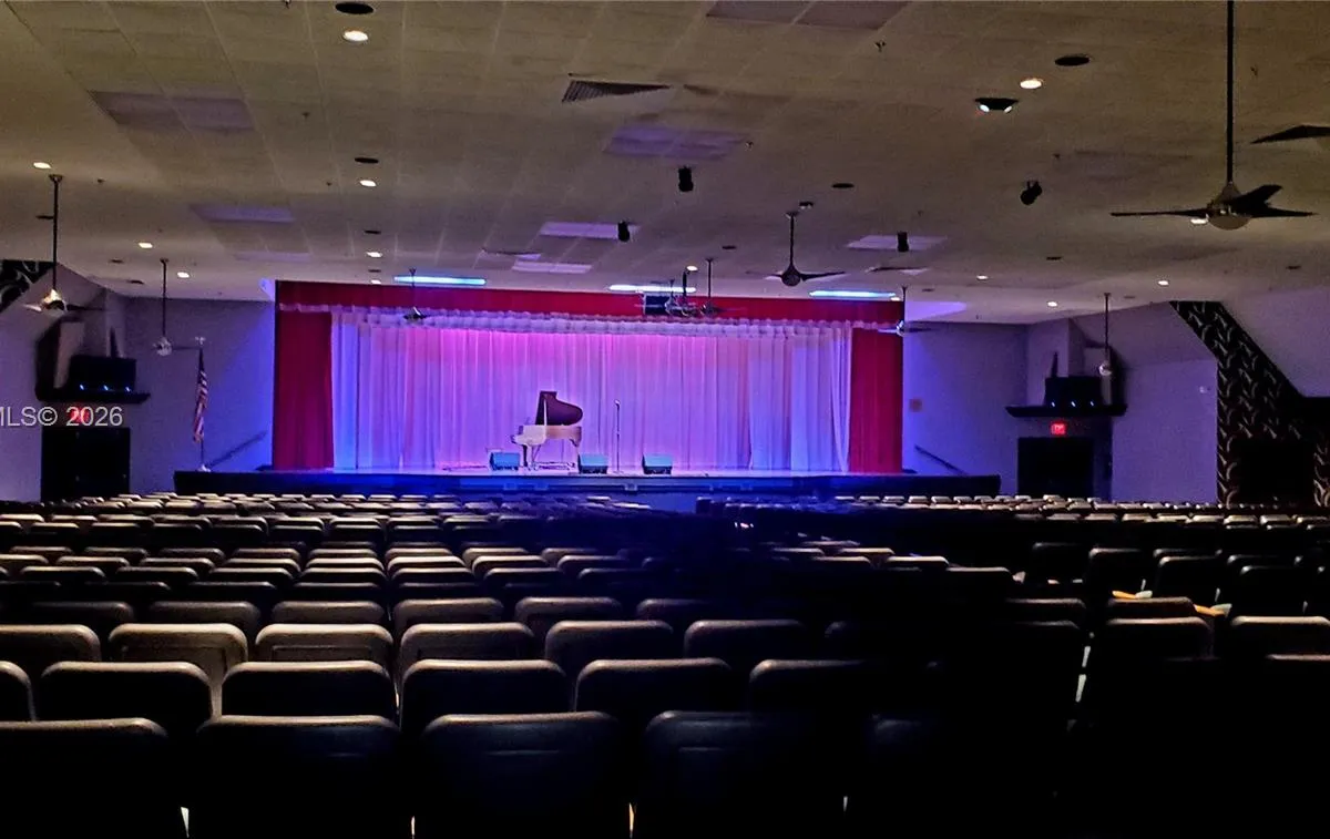 2635 NW 104th Ave # 310, Sunrise FL 33322