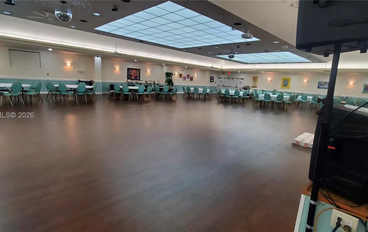 2635 NW 104th Ave # 310, Sunrise FL 33322