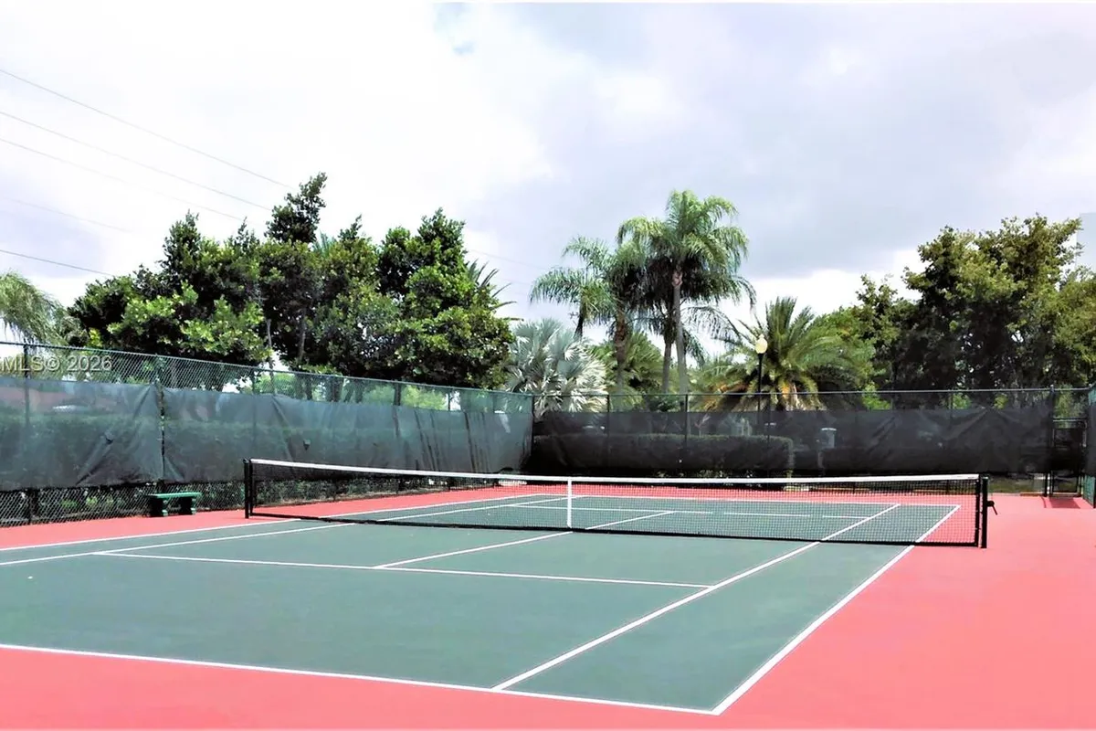 2635 NW 104th Ave # 310, Sunrise FL 33322