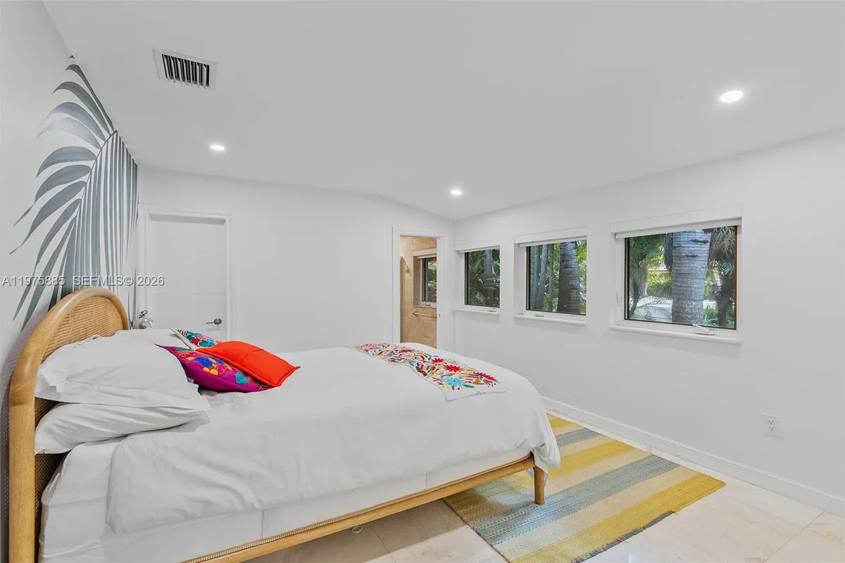 4510 Ingraham Hwy, Coral Gables FL 33133