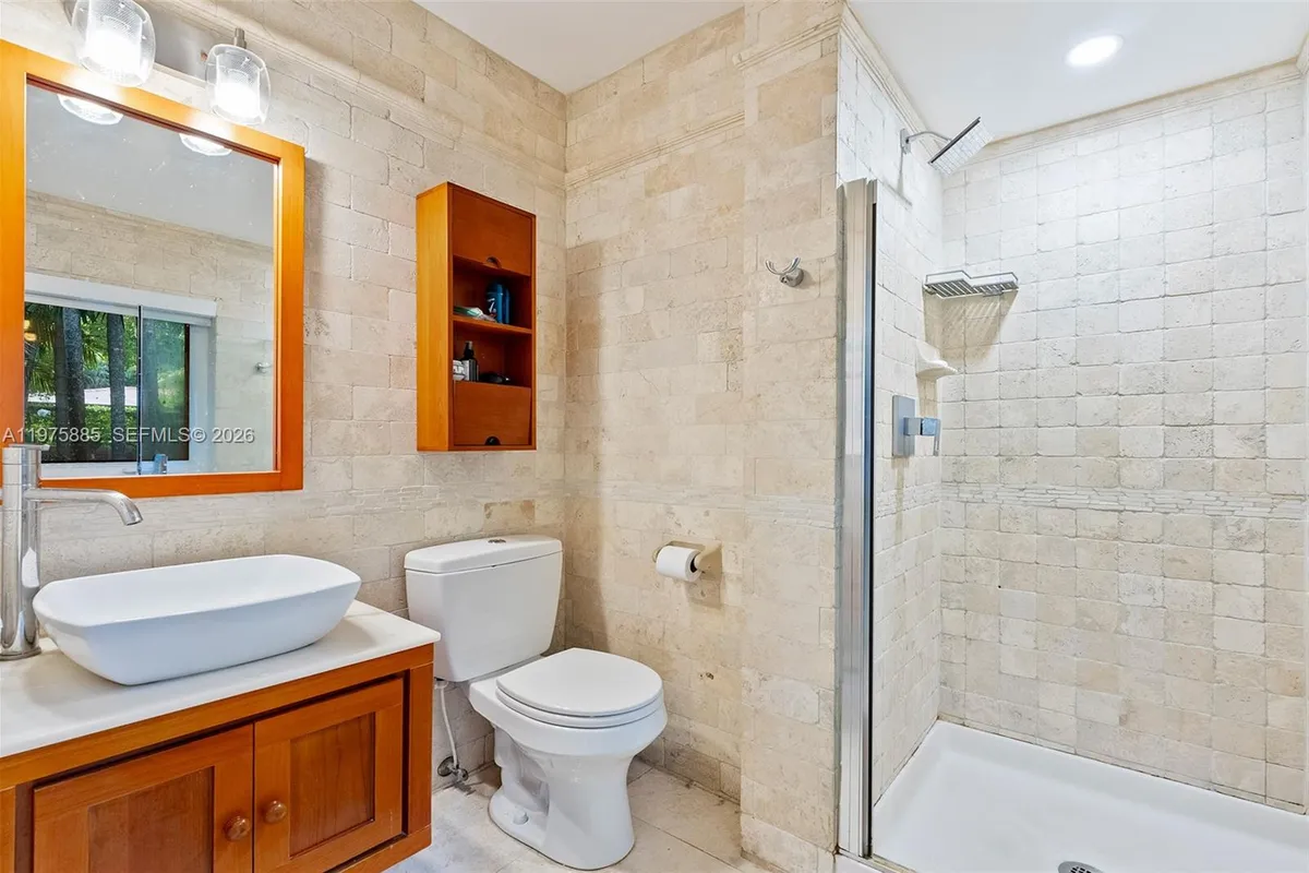 4510 Ingraham Hwy, Coral Gables FL 33133