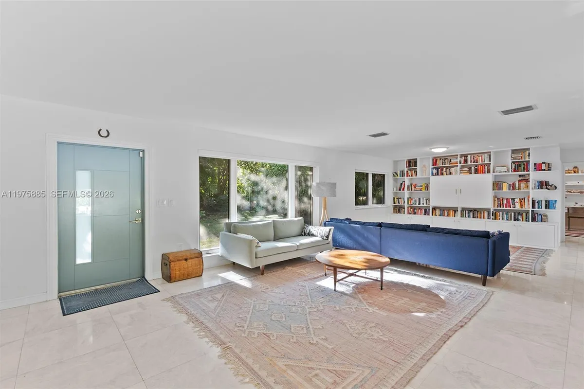 4510 Ingraham Hwy, Coral Gables FL 33133