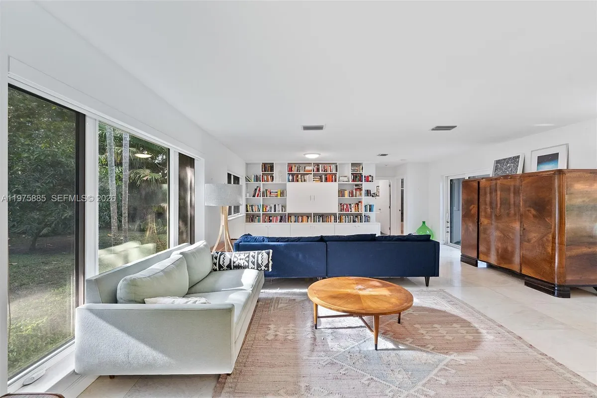 4510 Ingraham Hwy, Coral Gables FL 33133