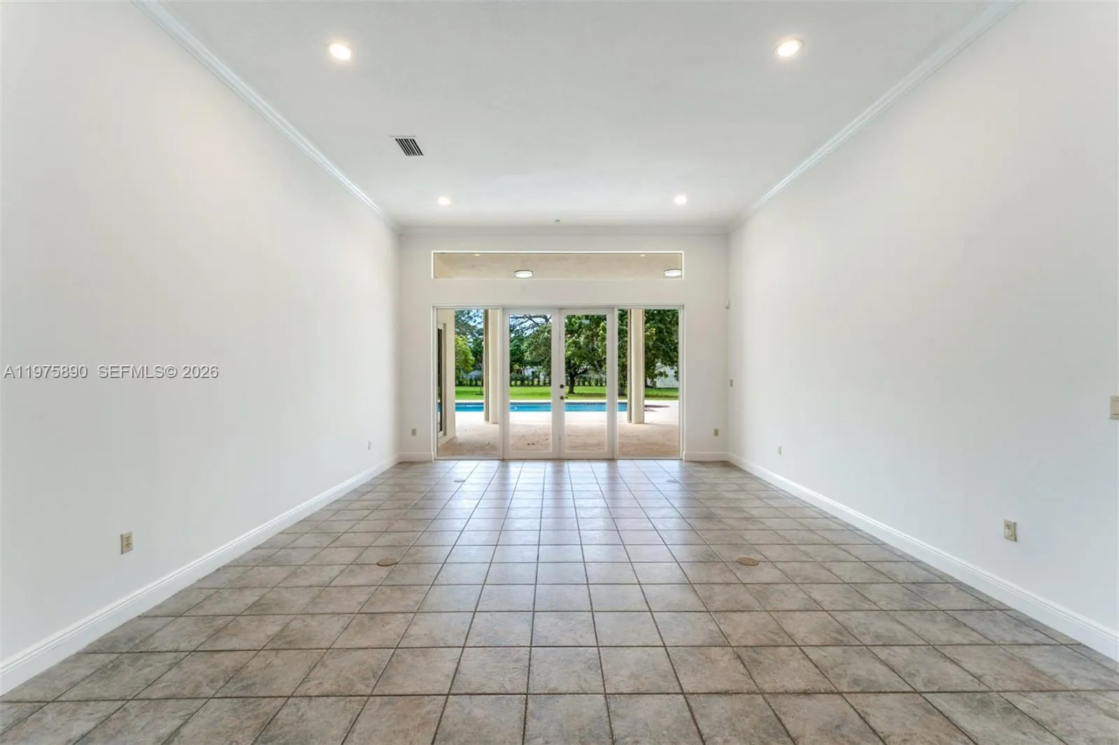 7280 SW 100th St, Pinecrest FL 33156