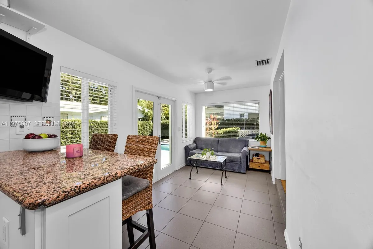 1005 Columbus Blvd, Coral Gables FL 33134