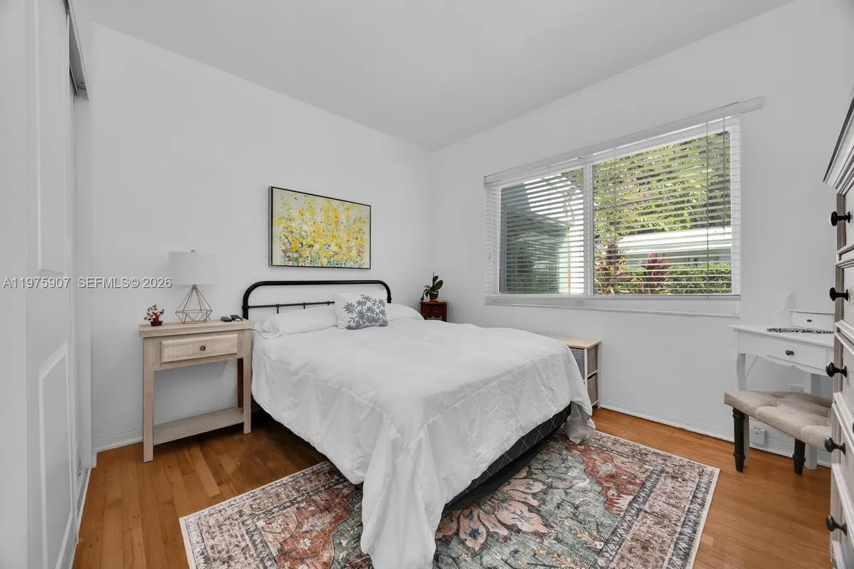 1005 Columbus Blvd, Coral Gables FL 33134