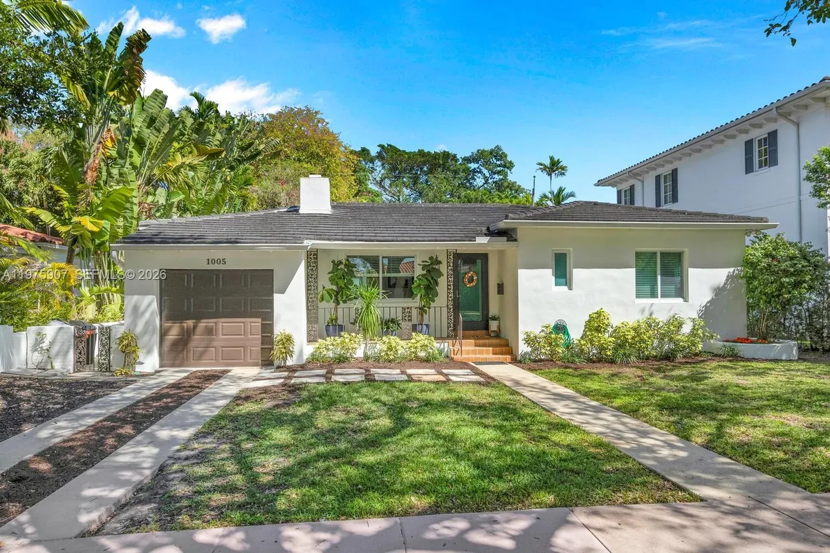 1005 Columbus Blvd, Coral Gables FL 33134