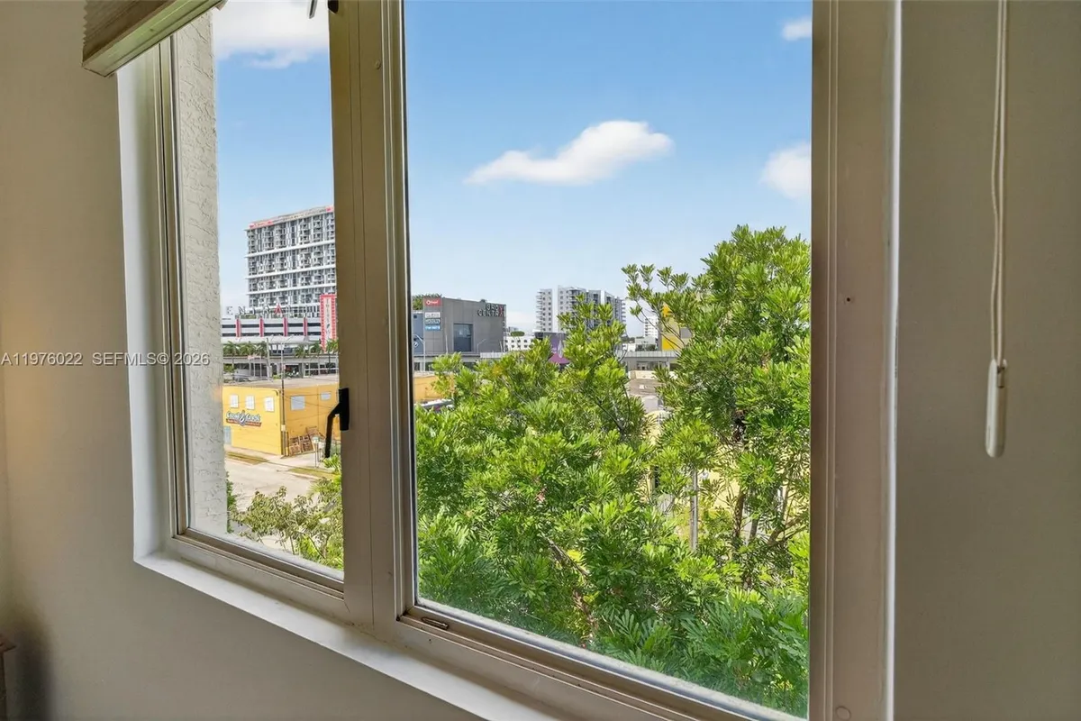 2630 SW 28th St (Overbook) # 51, Miami FL 33133