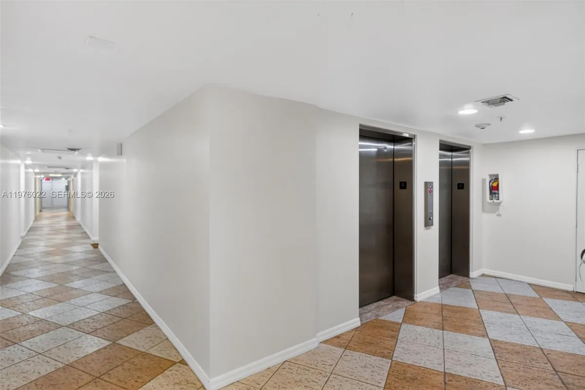 2630 SW 28th St (Overbook) # 51, Miami FL 33133