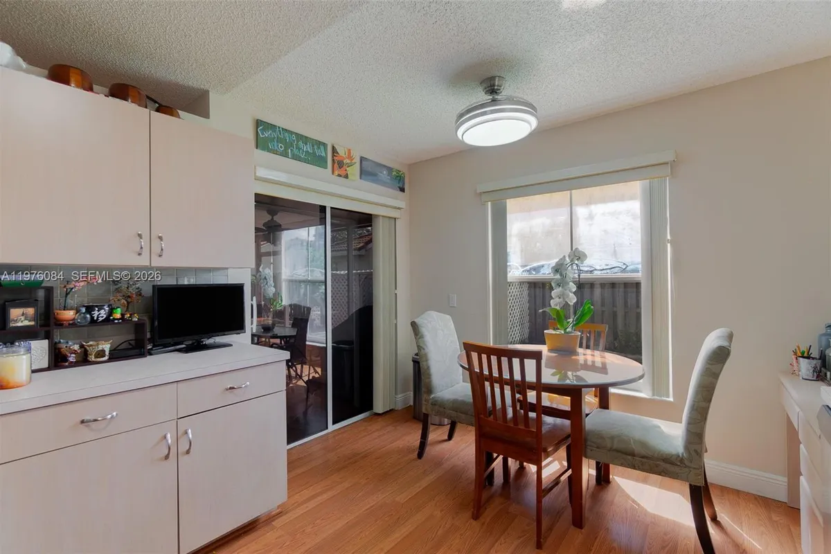 6618 Skipper Ter, Margate FL 33063