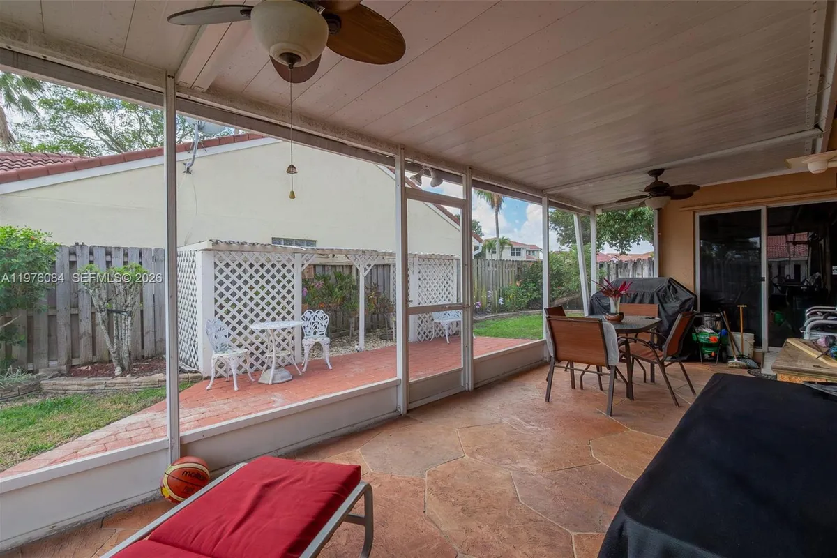 6618 Skipper Ter, Margate FL 33063