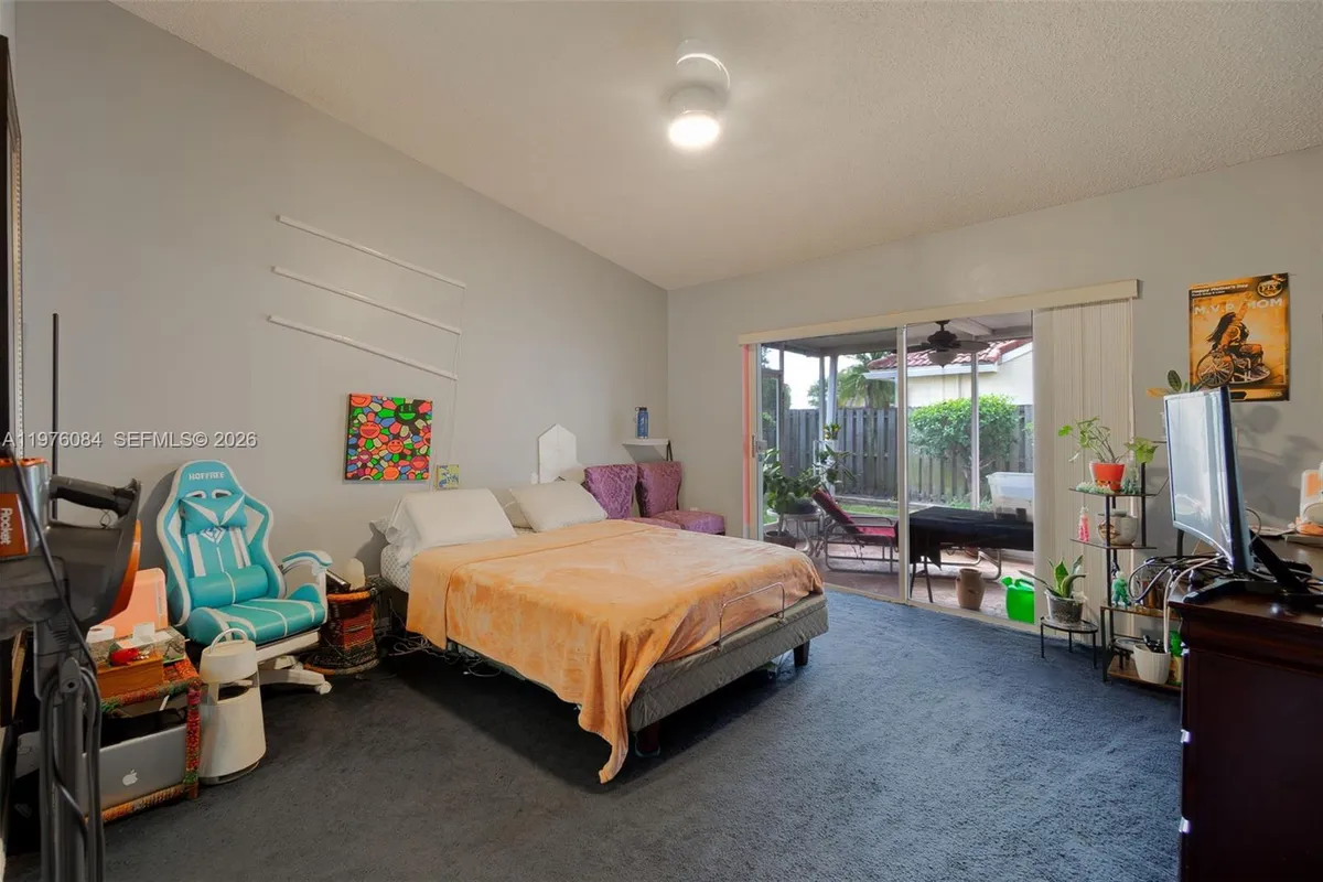 6618 Skipper Ter, Margate FL 33063