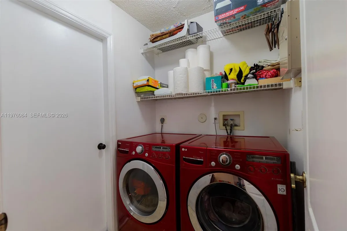 6618 Skipper Ter, Margate FL 33063