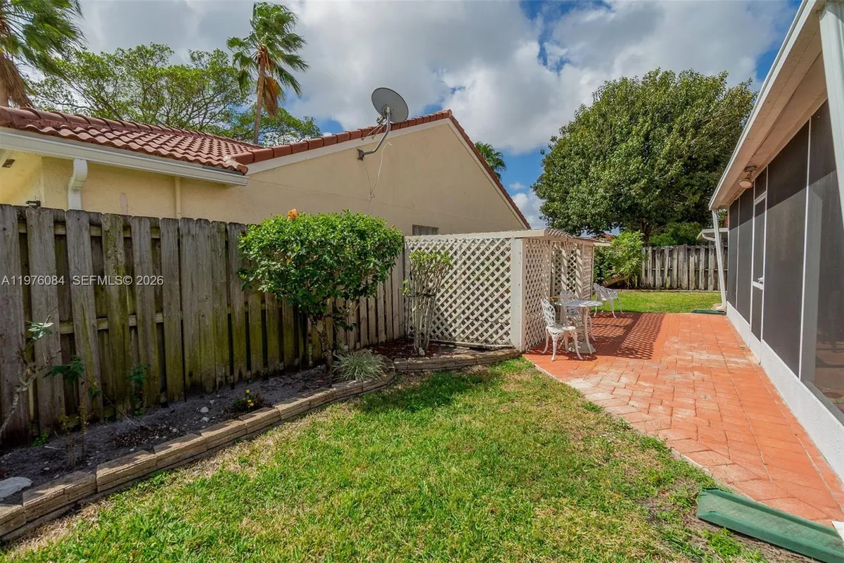 6618 Skipper Ter, Margate FL 33063