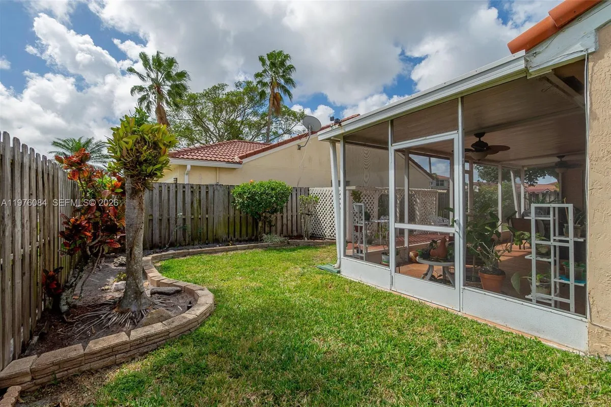 6618 Skipper Ter, Margate FL 33063