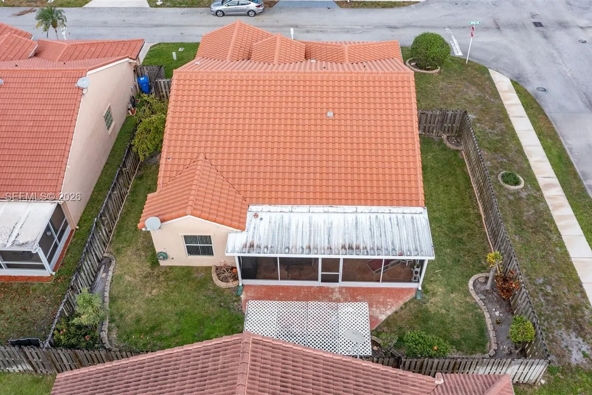 6618 Skipper Ter, Margate FL 33063