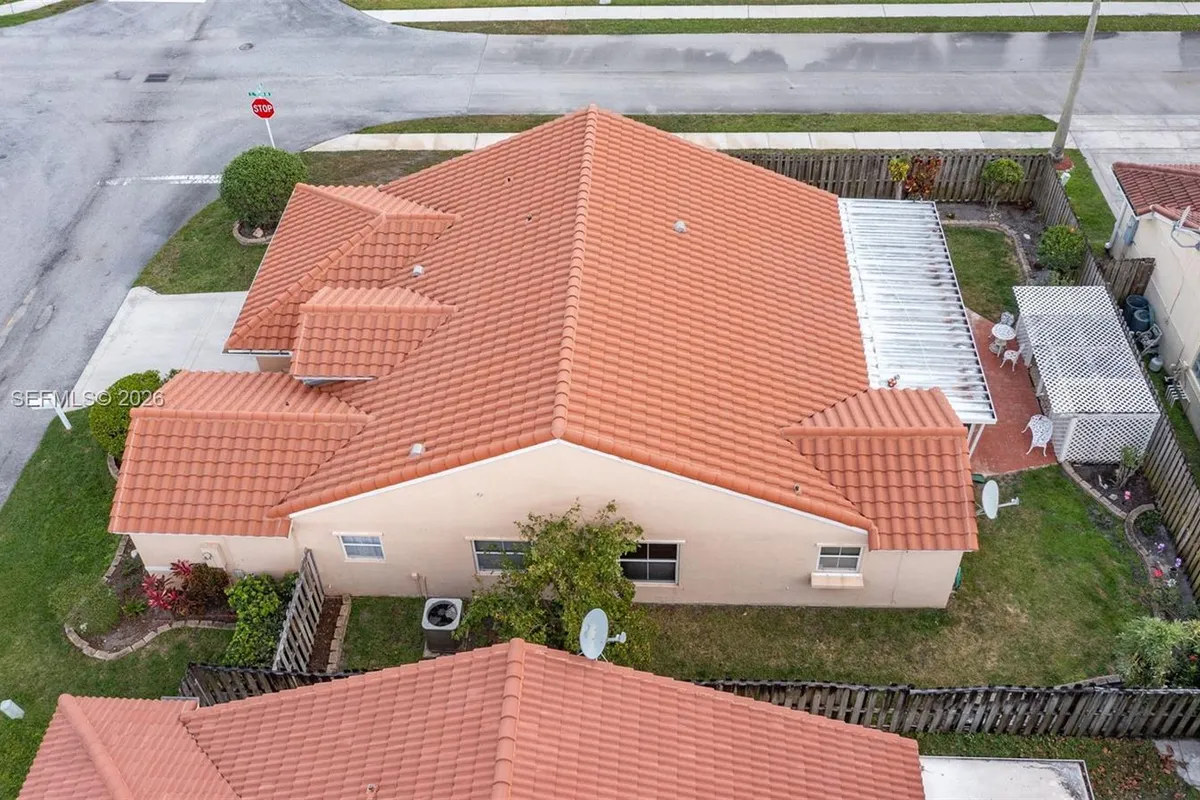 6618 Skipper Ter, Margate FL 33063