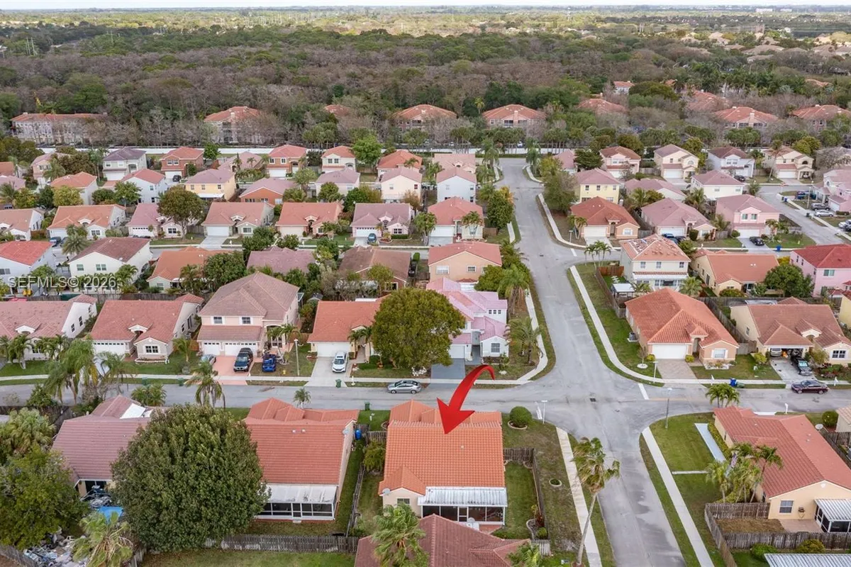 6618 Skipper Ter, Margate FL 33063