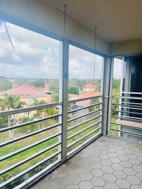 3251 Holiday Springs Blvd # 403, Margate FL 33063