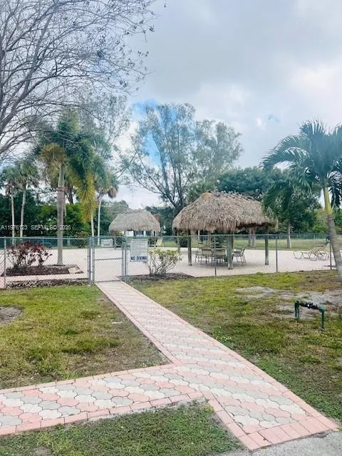 3251 Holiday Springs Blvd # 403, Margate FL 33063