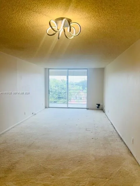 3251 Holiday Springs Blvd # 403, Margate FL 33063