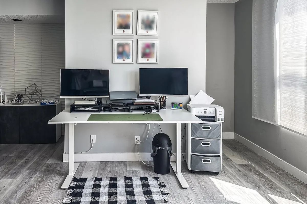 2766 S Carambola Cir S # 404, Coconut Creek FL 33066