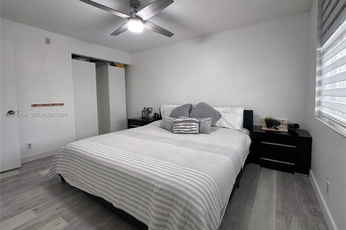 2766 S Carambola Cir S # 404, Coconut Creek FL 33066